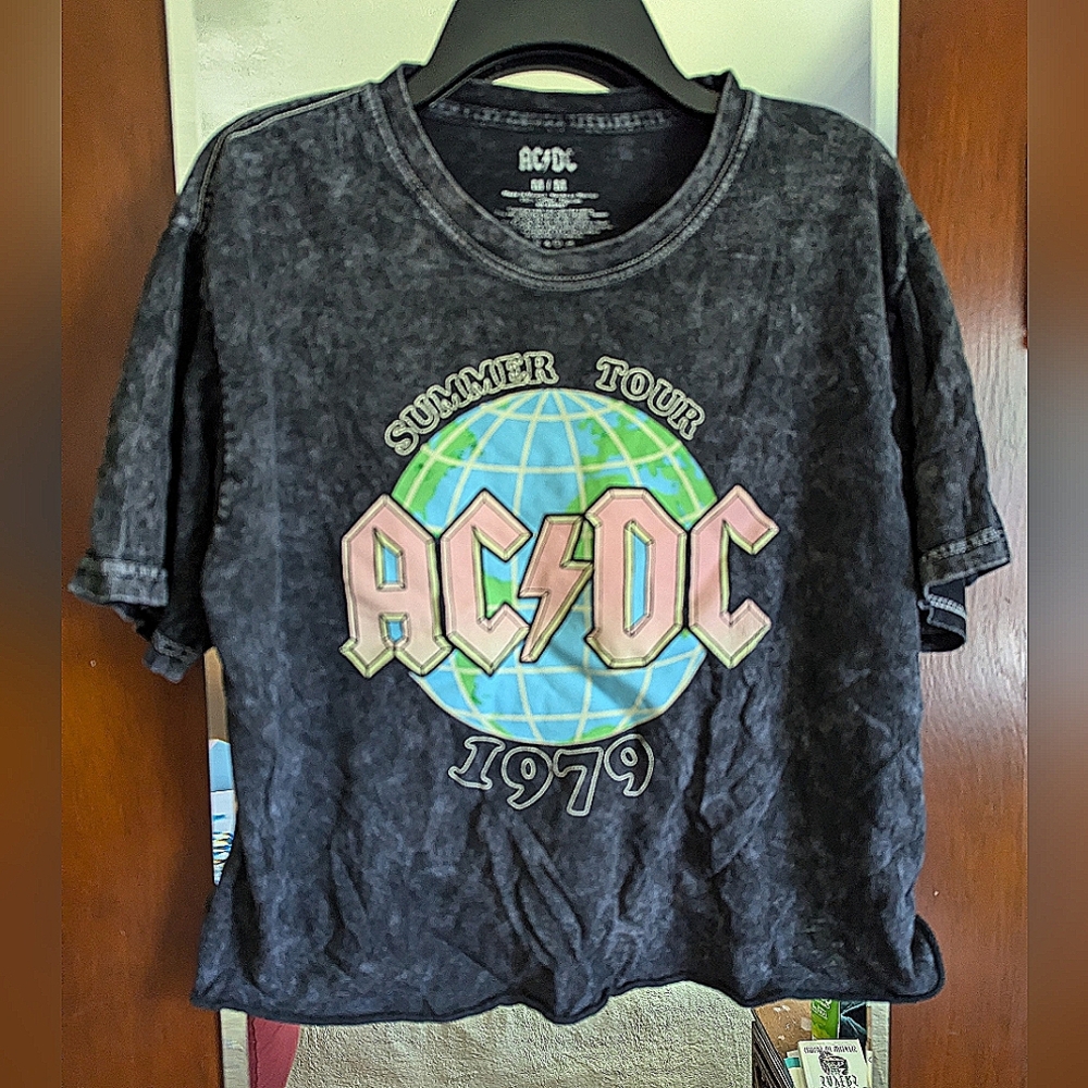 ACDC crop top